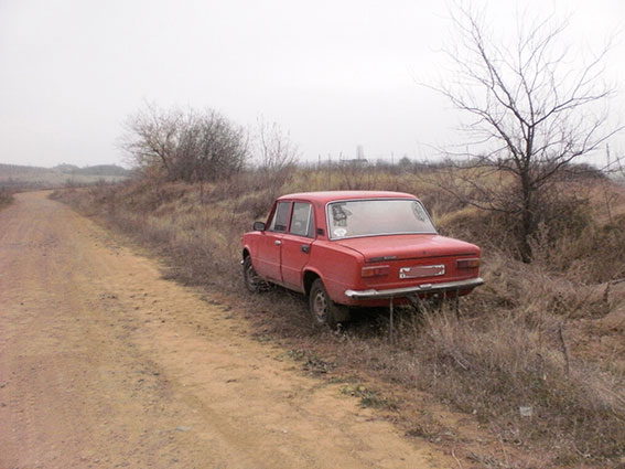 У Вінницькій області 22-річний чоловік продав авто, а потім викрав його у нового власника