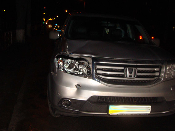 На Київській під колесами позашляховика "Honda" загинула 17-річна дівчина