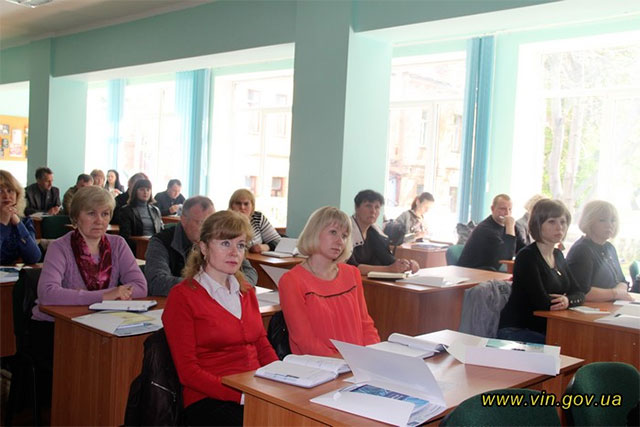 У Вінниці обговорили як вдосконалювати роботу центрів надання адміністративних послуг