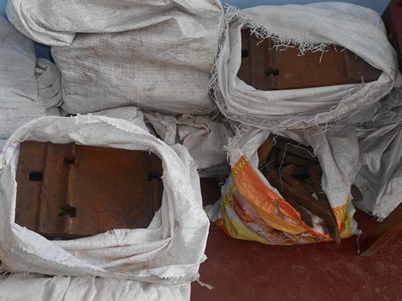 У Жмеринському районі молодик викрав металеві вироби із залізничної колії, аби здати їх на металобрухт