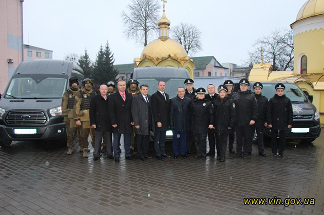 В переддень Нового року Головне управління національної поліції у Вінницькій області отримало нові службові авто
