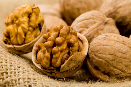 Грецкие орехи для снижения уровня холестерина