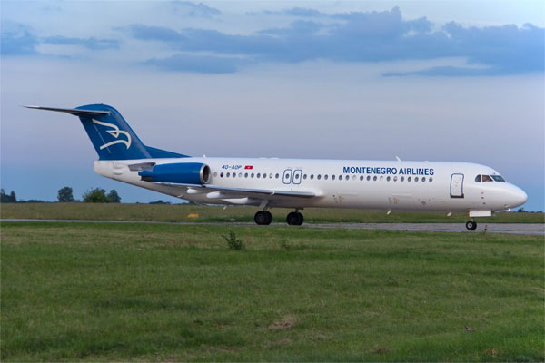 Чорногорські авіалінії, літак Fokker 100