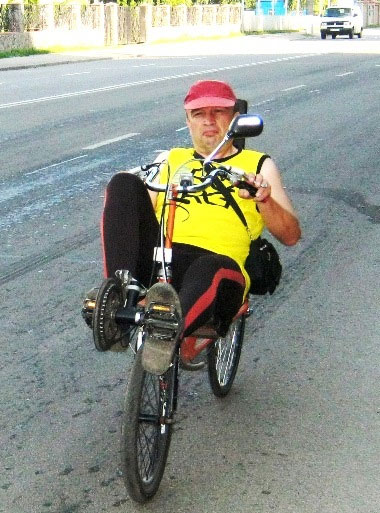 Василь Панич на власному велосипеді