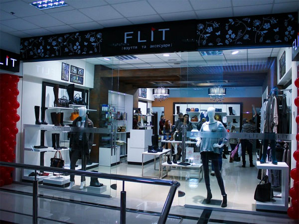 В ТРЦ Мегамолл открылся новый магазин FLIT.