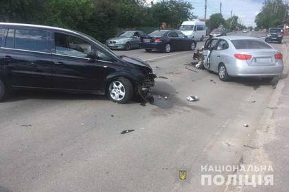 На Старому місті зіштовхнулись два автомобіля. Є постраждалі