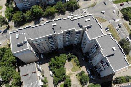 З початку року у Вінниці відремонтували дахи на 25 будинках