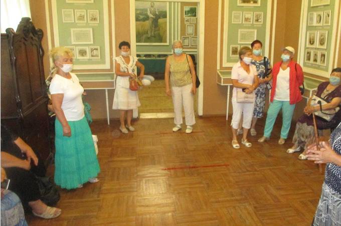 Відвідувачі Терцентру побували у музеї Чайковського та Свято-Троїцькому жіночому монастирі