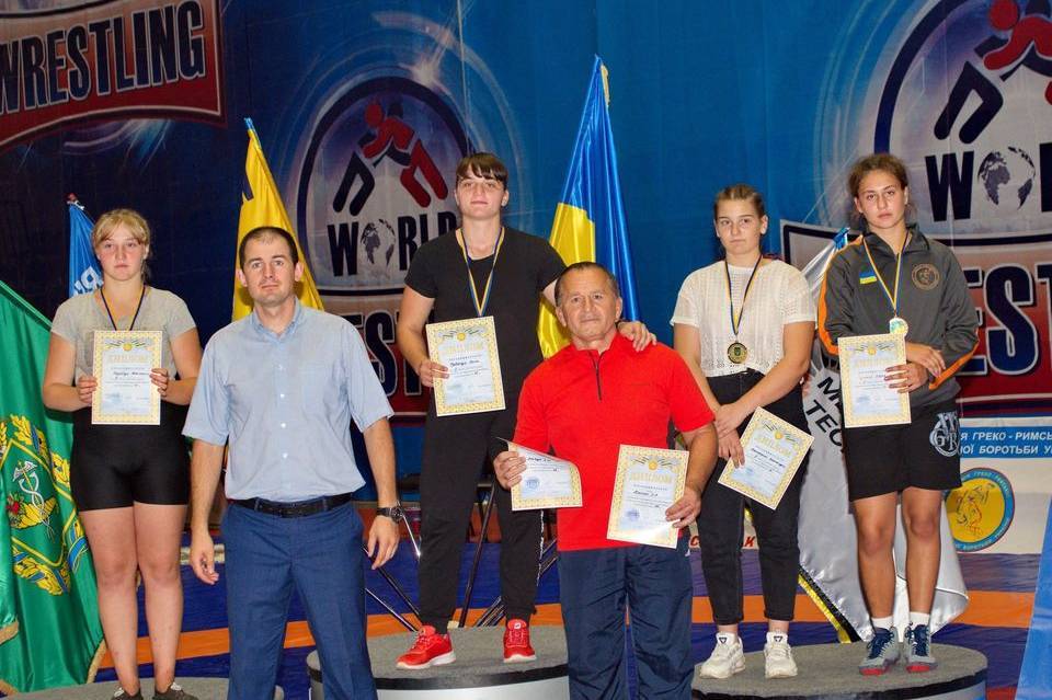 Ірина Гребенчук та Данило Явгусішин здобули медалі на чемпіонаті України з боротьби вільної