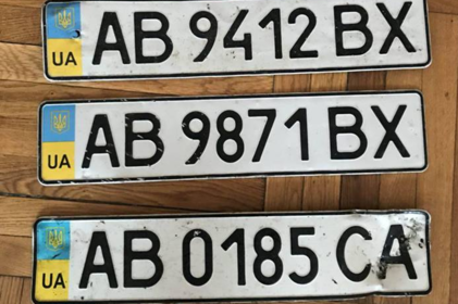 До уваги водіїв: знайшлися номерні знаки, які загубилися після дощу у Вінниці