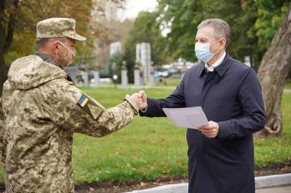 Сергій Моргунов привітав військових з Днем захисника України