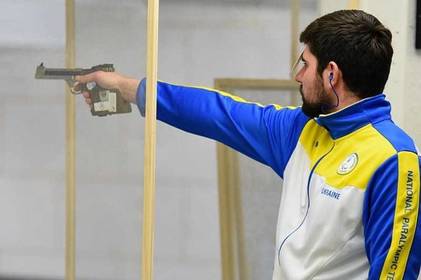 Вінничанин здобув перемогу у Кубку світу з кульової стрільби Вінничанин здобув перемогу у Кубку світу з кульової стрільби