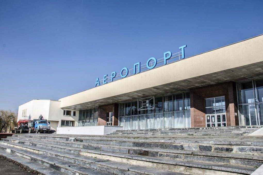 Вінницькі депутати з Української Стратегії Гройсмана вимагають реконструювати аеропорт 