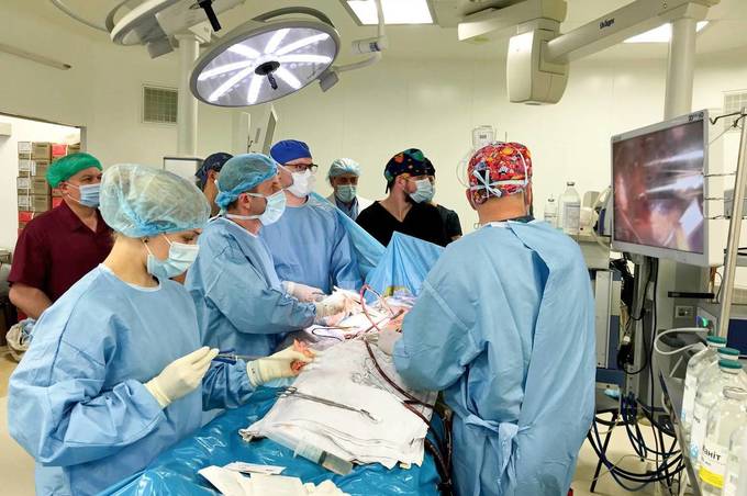 “Пацієнт уже наступного дня був на ногах”, - у Вінницькому кардіоцентрі вперше провели торакоскопічну операцію на серці
