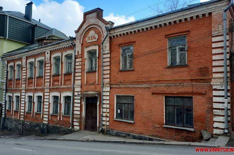 Призначили дату аукціону на продаж історичного будинку у середмісті Вінниці 

