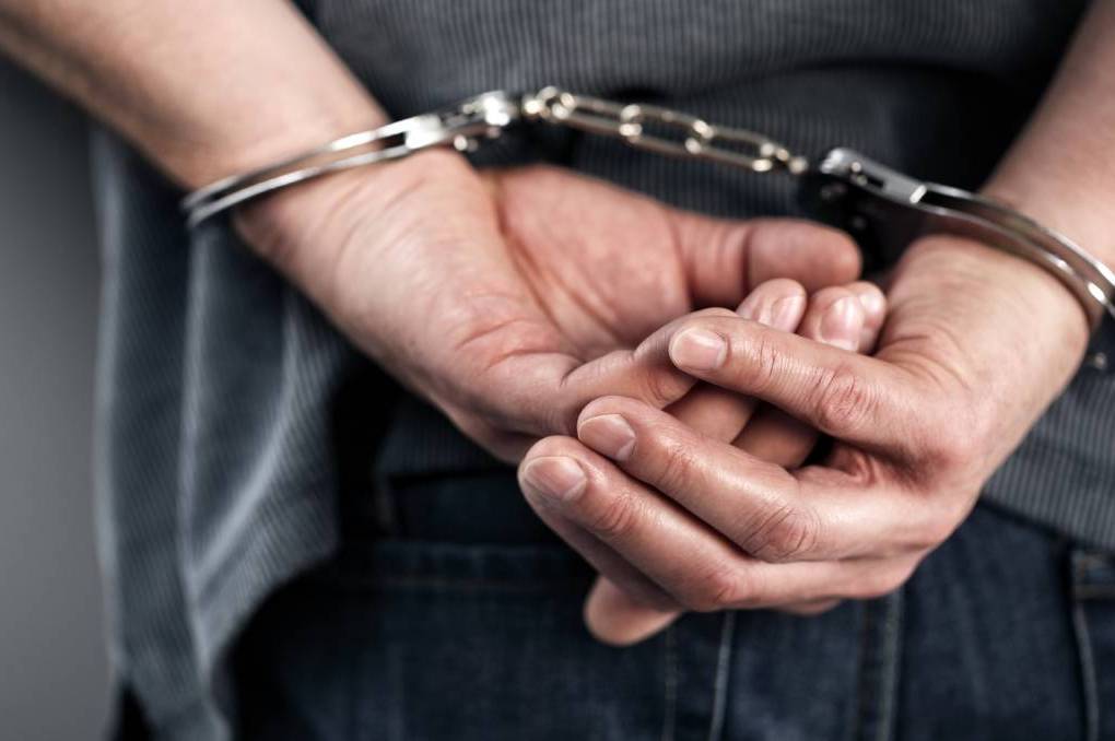 Поліціянти викрили вінничанина, який розповсюджував дитячу порнографію 

