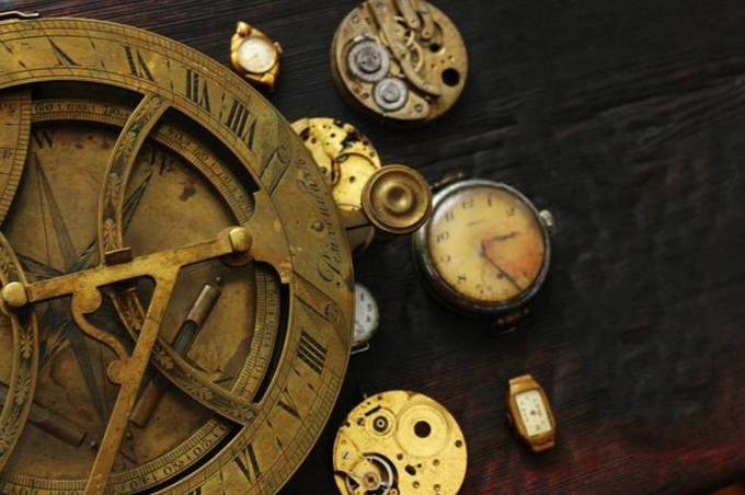 У Вінницькому краєзнавому музеї на вихідних влаштують екскурсію з історії годинників  

