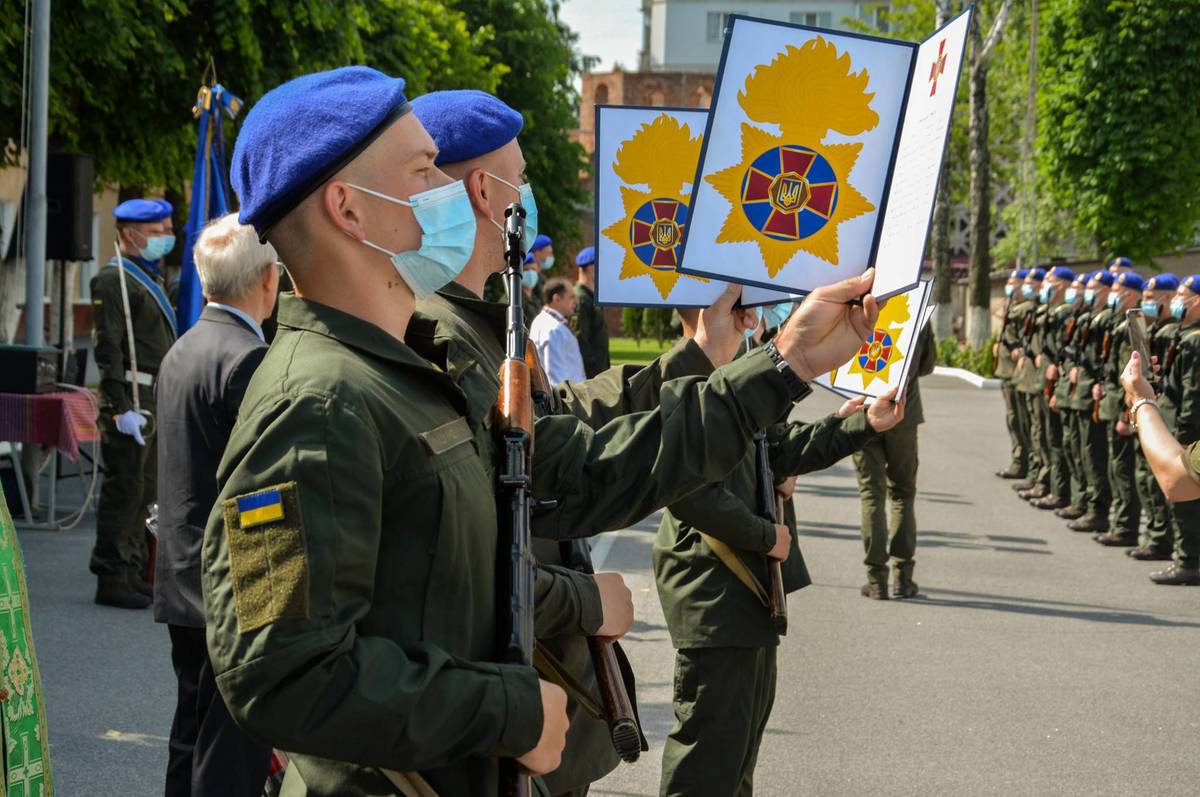 У Вінниці 50 нацгвардійців присягнули на вірність українському народу 

