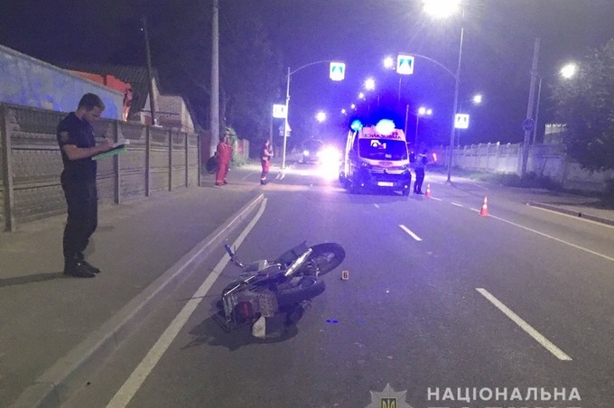 «Помер у кареті швидкої», - у Вінниці мотоцикліст потрапив у ДТП