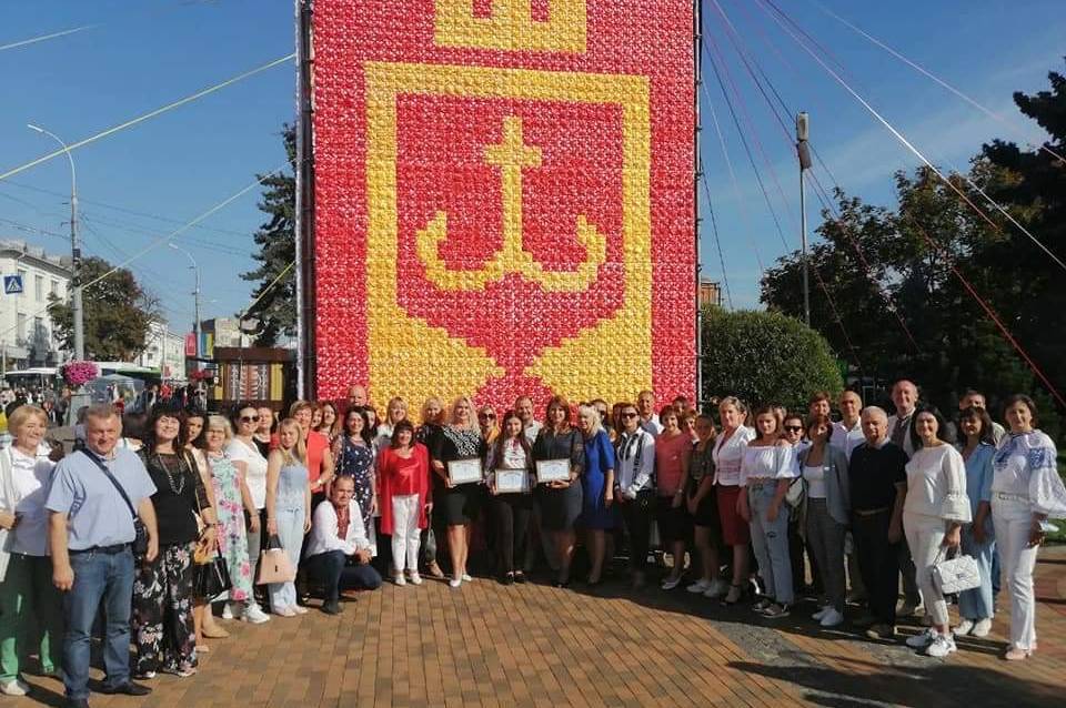 У Вінниці створили найбільший герб міста