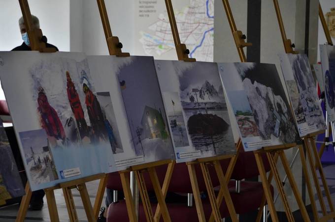У Вінниці відкрили фотовиставку “Українська Антарктида: історія і сучасність” (ФОТО) 