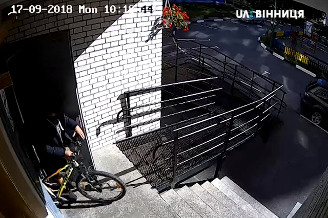 У Вінниці знову крадуть велосипеди з під'їздів