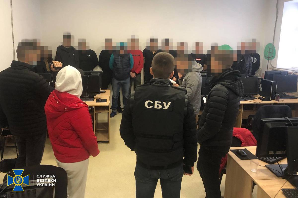 ​​Масштабну схему шахрайства у Вінниці заблокувала СБУ