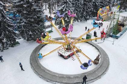 Для дітей пільгових категорій організували похід до луна-парку