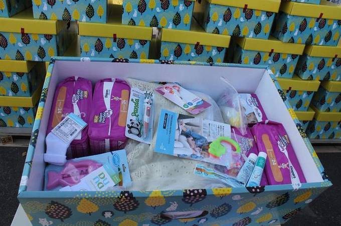 Більше ста «пакунків малюка» отримали вінницькі родини, у яких з’явились дітки з 1 вересня