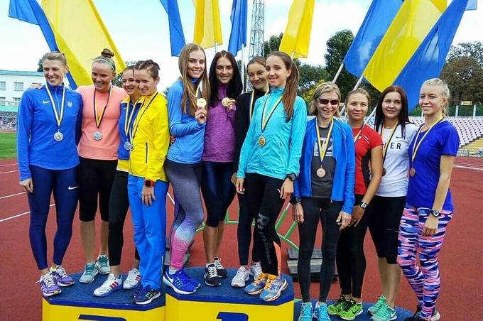 Вінничани здобули 7 медалей на чемпіонаті України з легкоатлетичних естафет