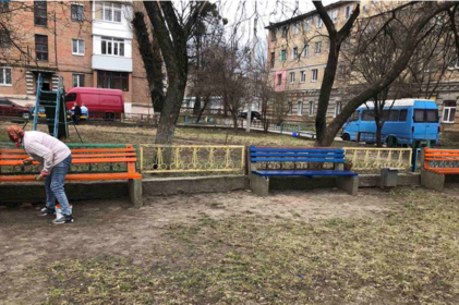 Департамент житлового господарства почав перевірки виконання робіт по наведенню ладу у дворах багатоповерхівок Вінниці Департамент житлового господарства почав перевірки виконання робіт по наведенню ладу у дворах багатоповерхівок Вінниці
