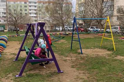 У дворах вінницьких висоток відремонтували майже пів сотні ігрових майданчиків