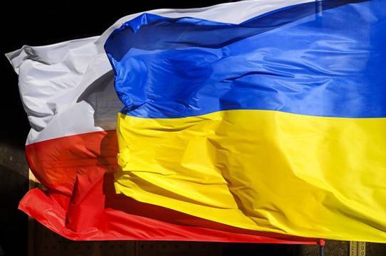 Польща допоможе Україні з пальним