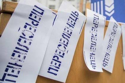 “Ніколи не забуду вашу підтримку”. Бабуся-переселенка залишила лист зі спогадами про окупацію в Бородянці та прихисток у Вінниці