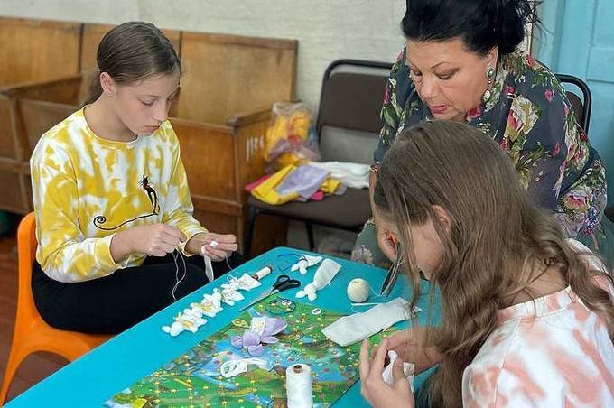 Працівники вінницького Терцентру проводять майстер-класи для дітей-мандрівників