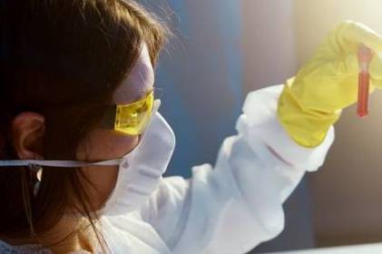 Вінничан у батьківських чатах лякають холерою