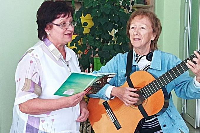 Клуб «Подільська хризантема» запрошує до музично-поетичного кола