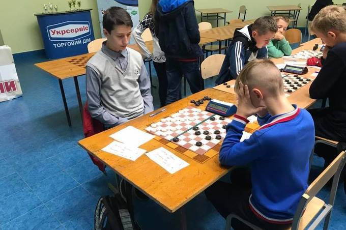 Вінничанин Кирило Леонов став абсолютним чемпіоном Всеукраїнського дитячого турніру з шашок-100