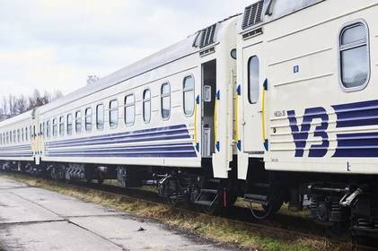 "Укрзалізниця" відновила понад 10 кілометрів залізничних колій 