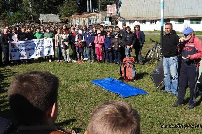 130 школярів Вінниччини навчали основам спортивного туризму
