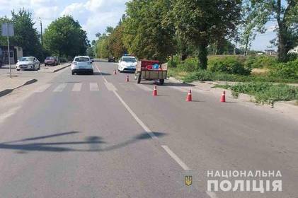 На Вінниччині водій мотоблока збив вагітну жінку з дитиною 