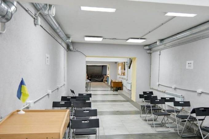 Укриття закладів освіти безкоштовно забезпечать Wi-Fi: як долучитися до проєкту Мінцифри? 
