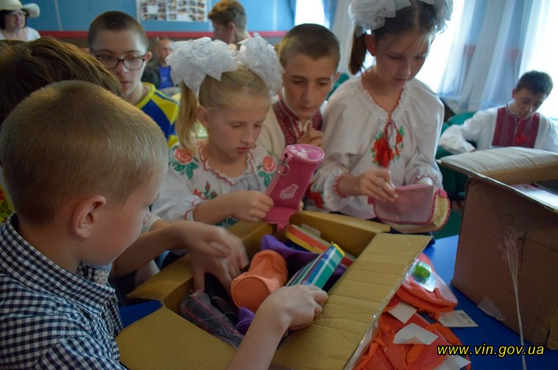 Вихованці Прибузької школи-інтернат отримали благодійну допомогу з Польщі