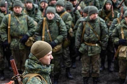 Російські військові масово намагаються здатися в полон — ГУР