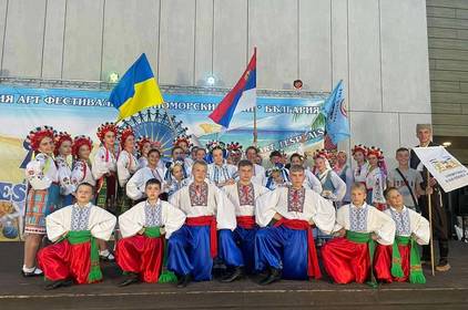 Вінницький зразковий ансамбль народного танцю «Квіти Поділля» став фаворитом фестивалю у Болгарії