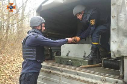 На Вінниччині рятувальники знешкодили п’ять вибухонебезпечних предметів часів Другої світової війни На Вінниччині рятувальники знешкодили п’ять вибухонебезпечних предметів часів Другої світової війни