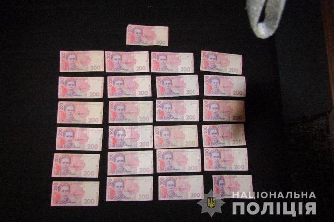 Правоохоронці затримали крадія, який з приватного будинку вінничанки виніс близько 440 тис.грн.