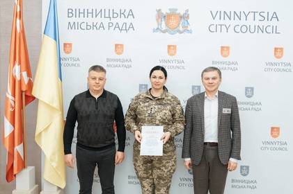 Сергій Моргунов вручив Подяки та Почесні відзнаки військовослужбовцям та подякував волонтерам 