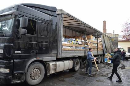 Вінниччина-Херсонщині: Міжрегіональний координаційний гуманітарний штаб відправив на деокуповані території 20 тонн допомоги
