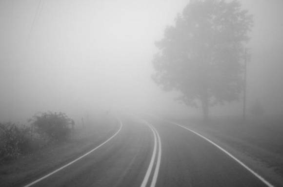 До уваги водіїв: завтра на території Вінниччини знову буде густий туман